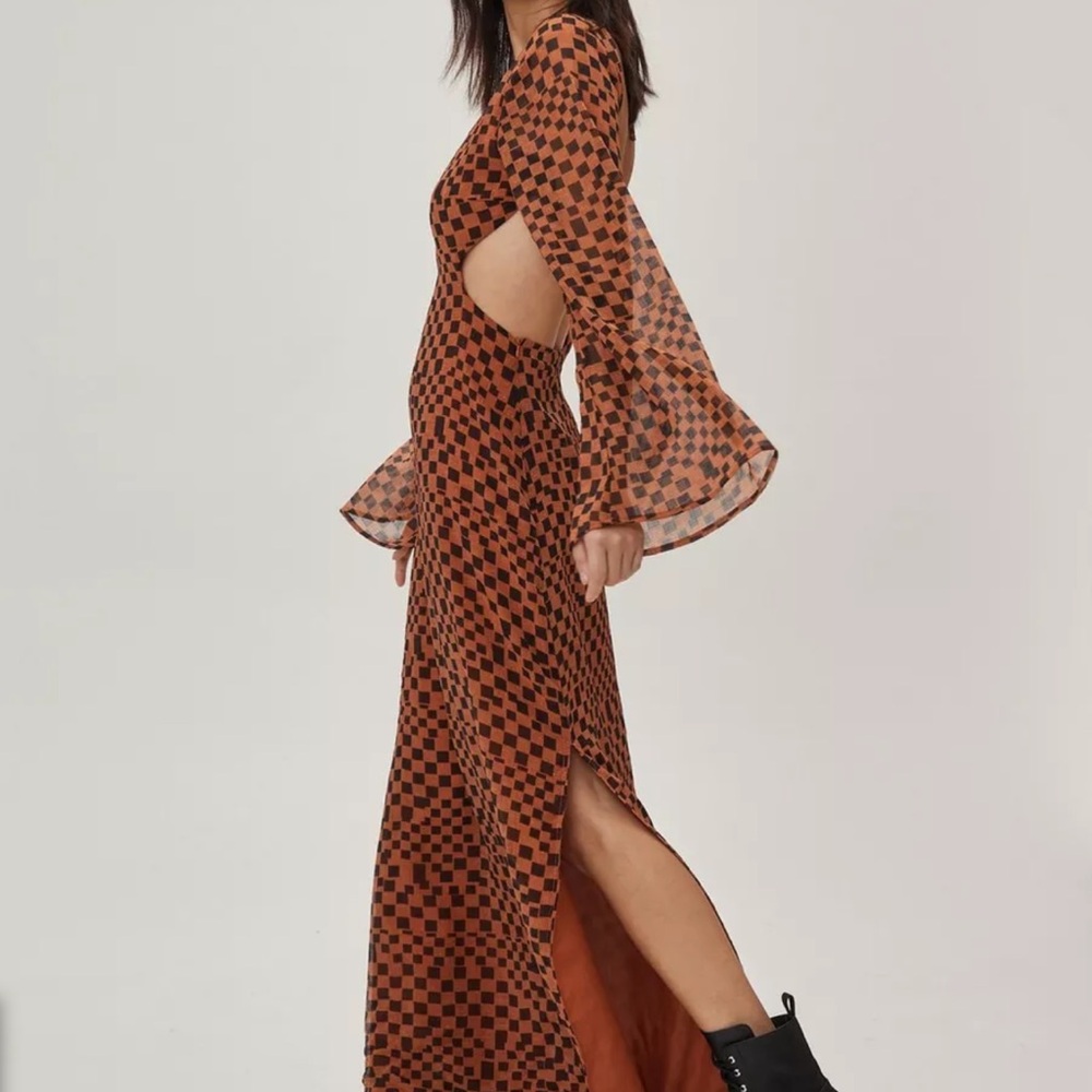 Nasty Gal Checkerboard Backless Wide Sleeve Maxi Dress